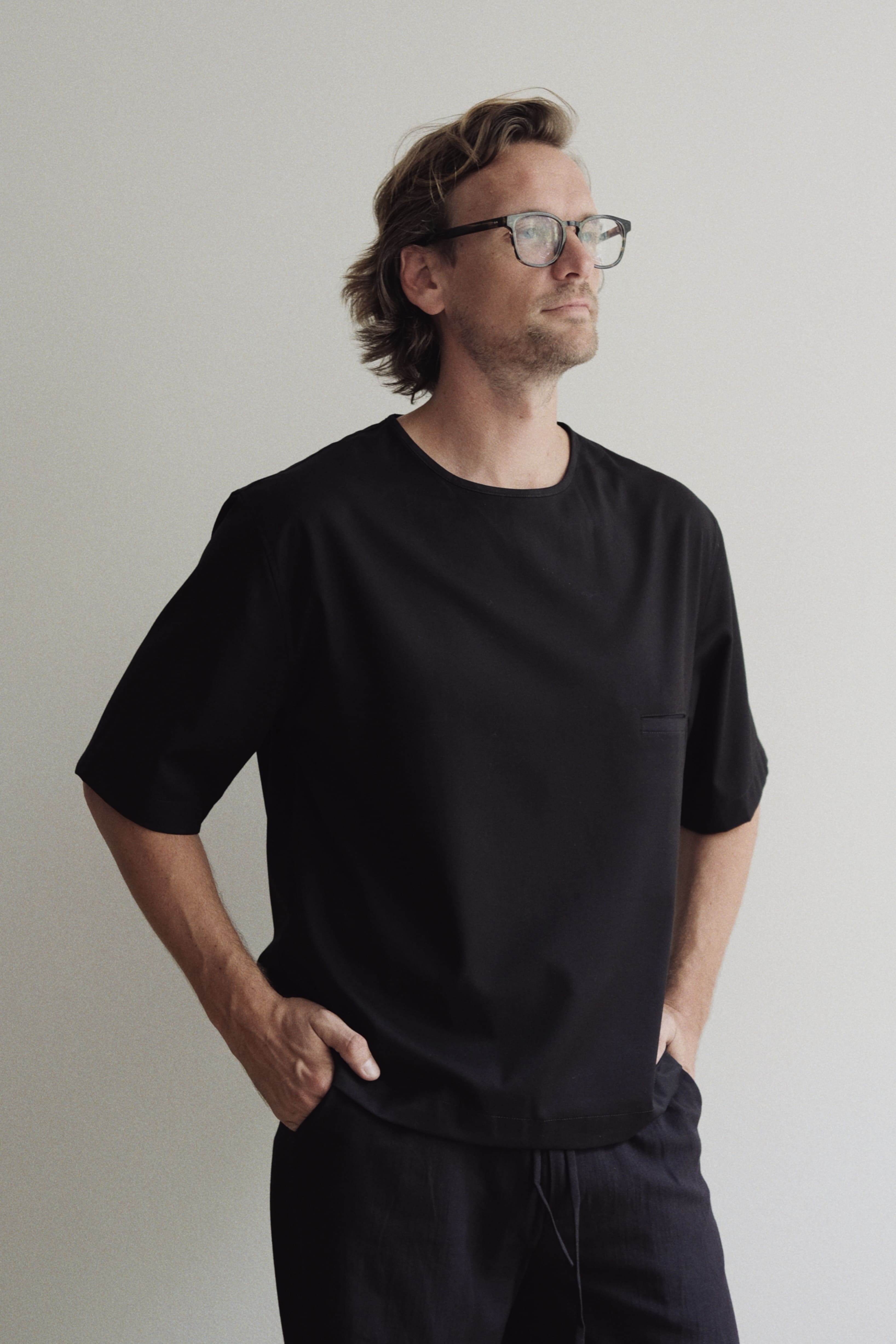 FRAME TOP - BLACK